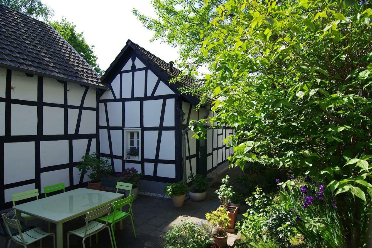 Ferienhaus Im Fachwerkhof 'Haus In Bewegung' Seelscheid Exterior photo